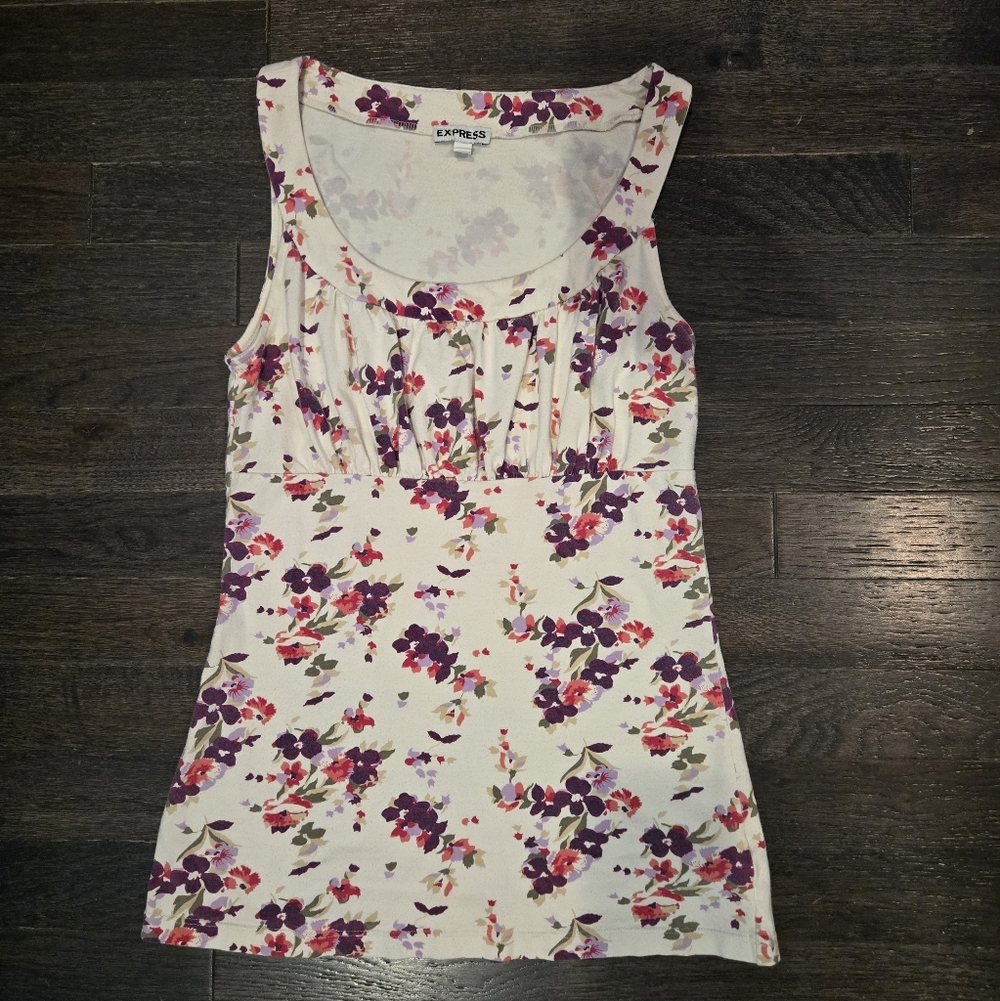 Lot of 3 Sleeveless Tops - White, Coral, Purple Spring, Floral, Beading - SZ XS - Picture 2 of 16